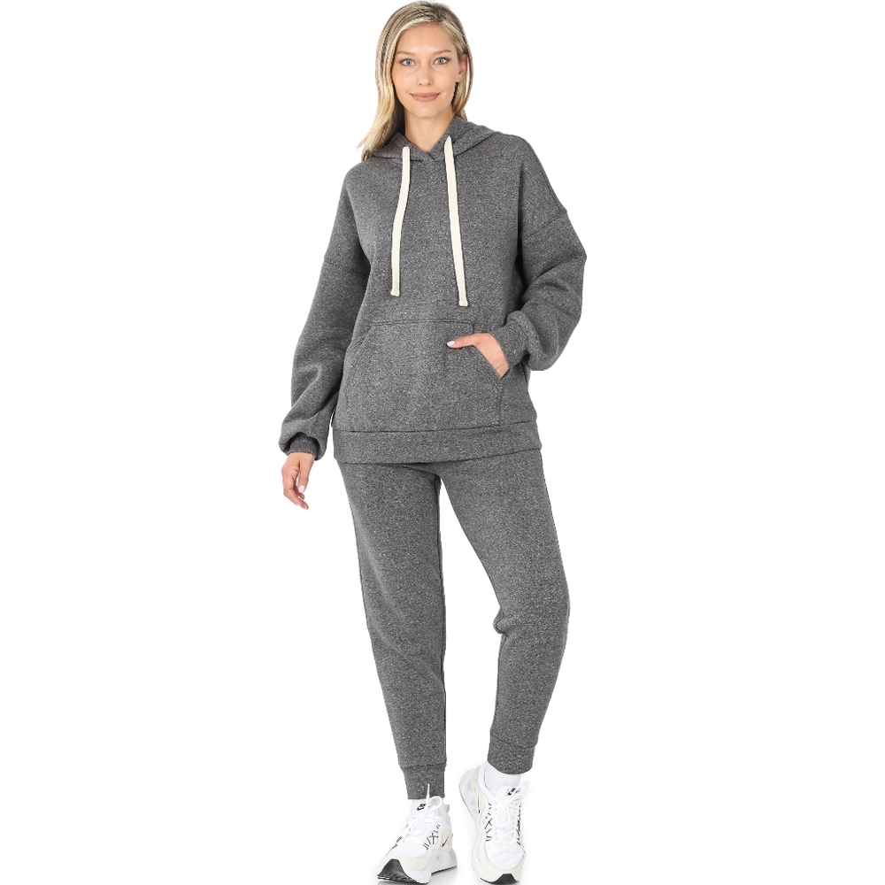 NWOT Zenana Outfitters Gray Hooded Sweatshirt & Joggers.